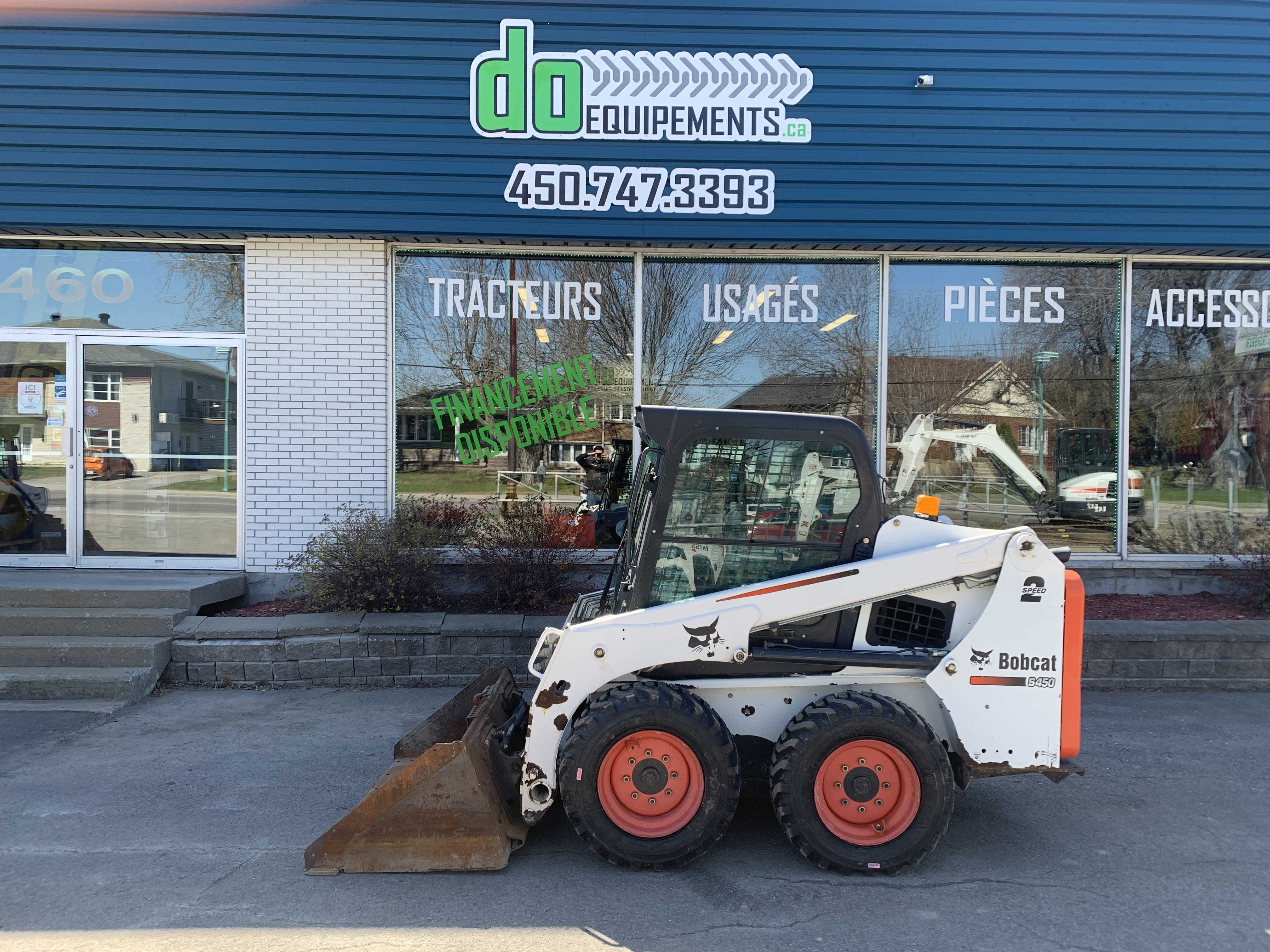Bobcat S450 + Cab+ Backup Camera * 596 hours Bobcat S450 + Cab+ Backup Camera * 596 hours
